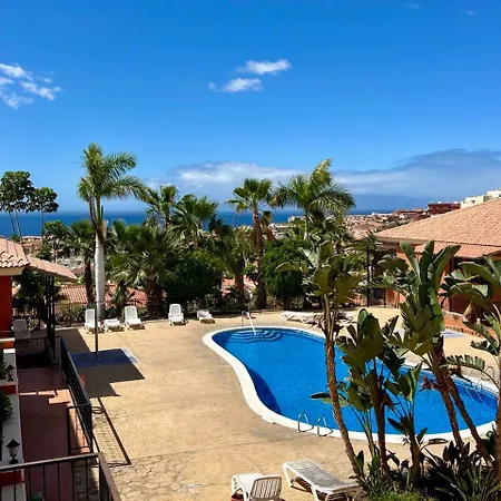 Wonderful With Ocean View! Madronal. Tenerife South! דירה