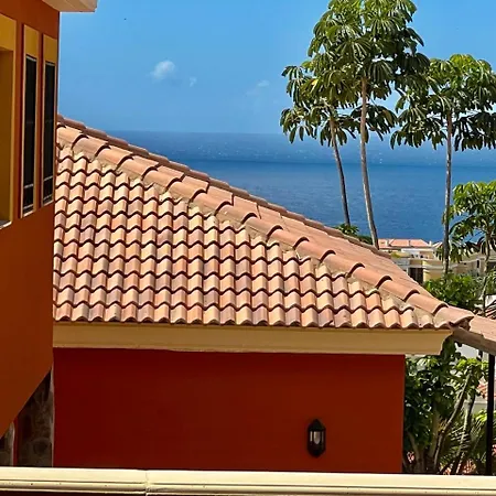 דירה Wonderful With Ocean View! Madronal. Tenerife South! *